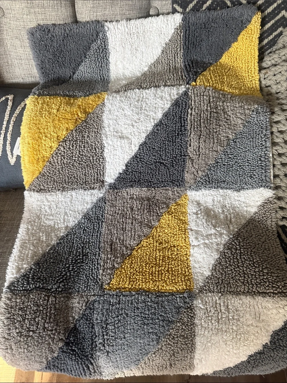 Room Essentials Mustard Yellow & Charcoal Leaf-Print Duvet Cover